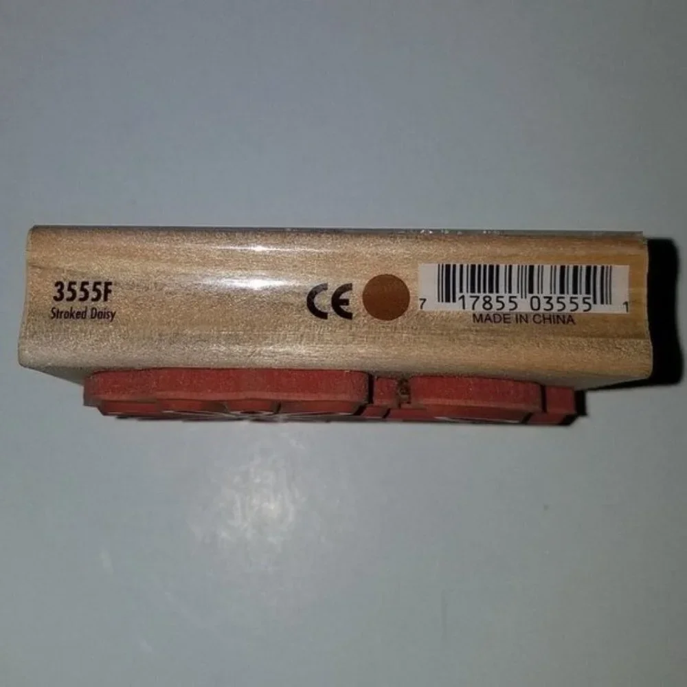 NEW Delta Rubber Stampede Stroked Daisy Rubber Stamp NEVER USED